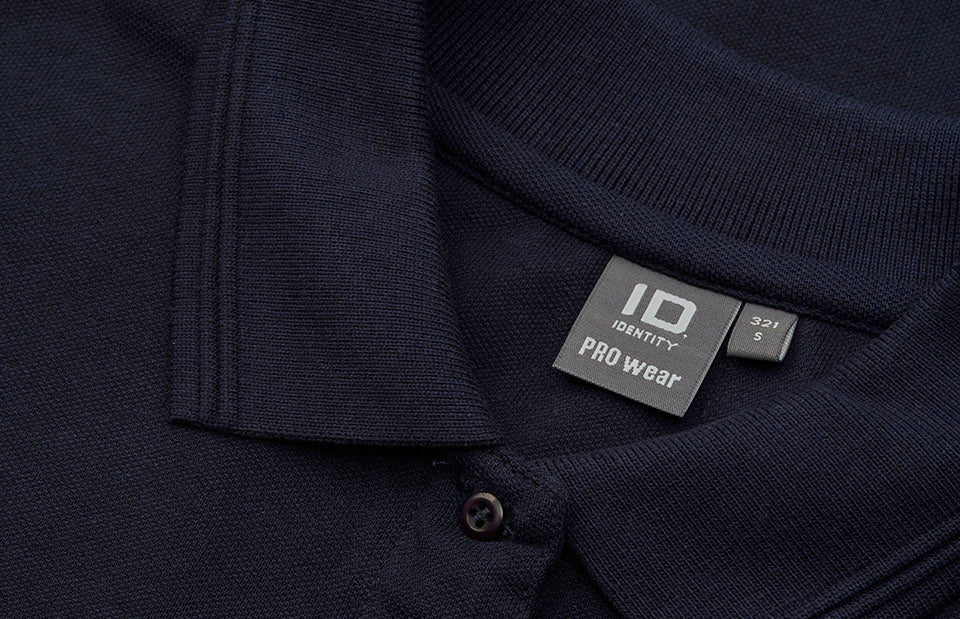 ID 0321 PRO Wear poloshirt | dame nærbillede med logo