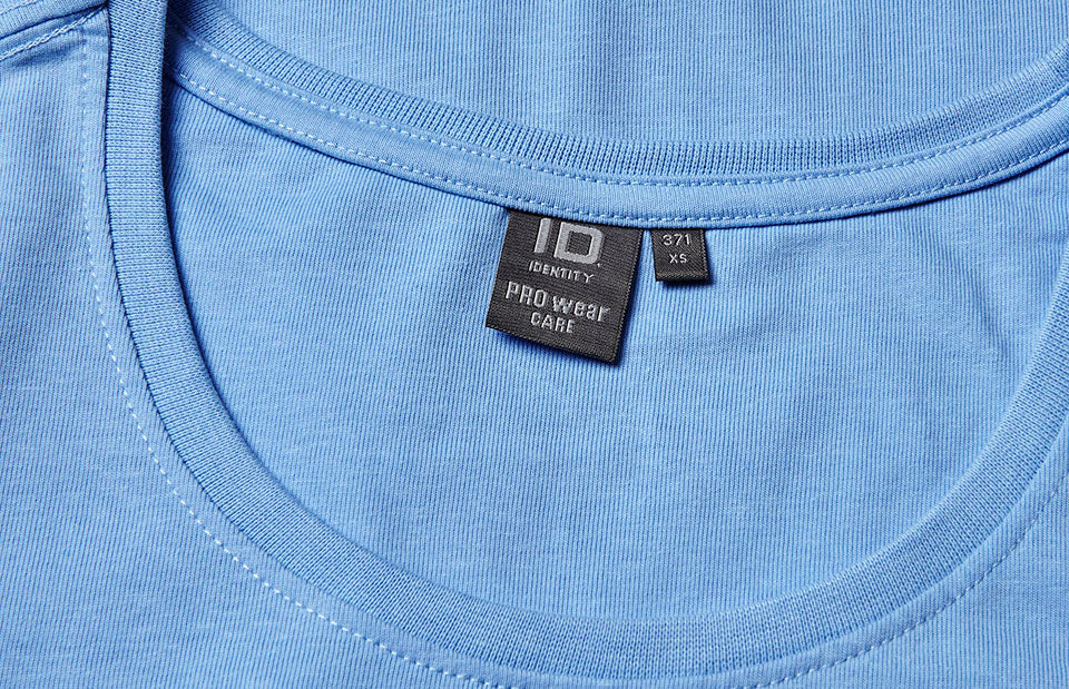 ID 0371 PRO Wear CARE T-shirt | dame nærbillede til broderi
