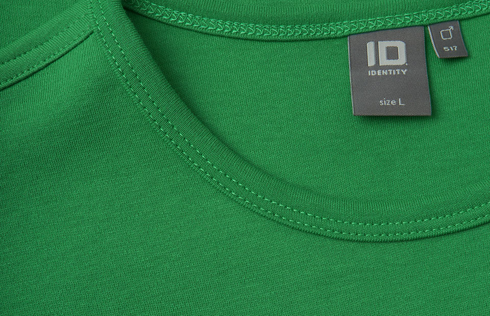 ID 0517 Interlock T-shirt detalje med logo
