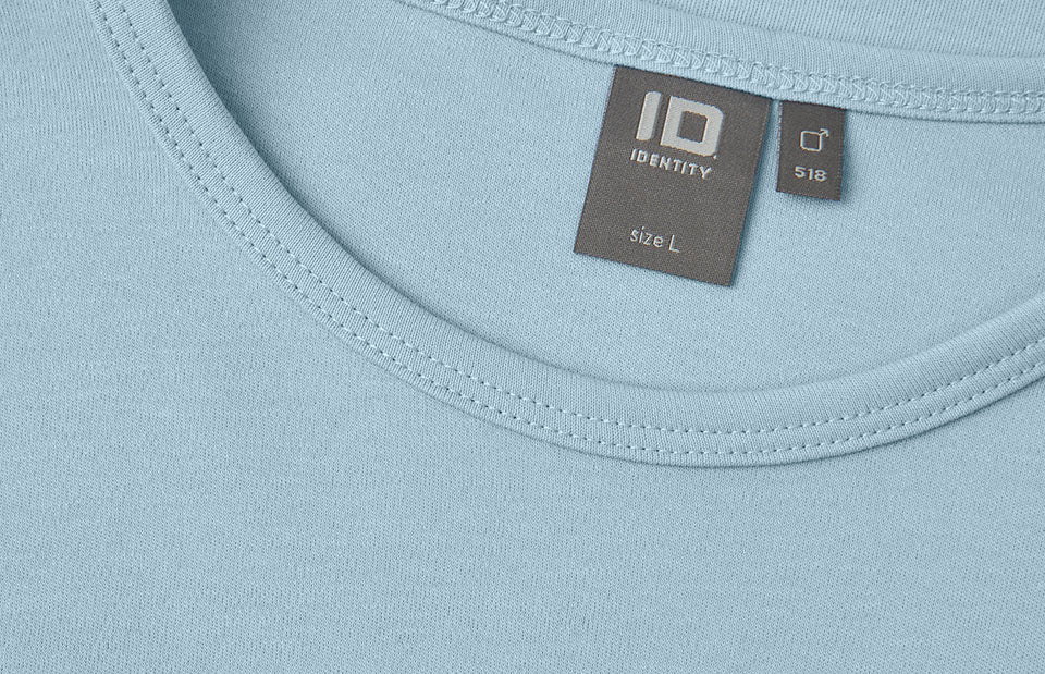 ID 0518 Interlock T-shirt | l/æ detalje med logo