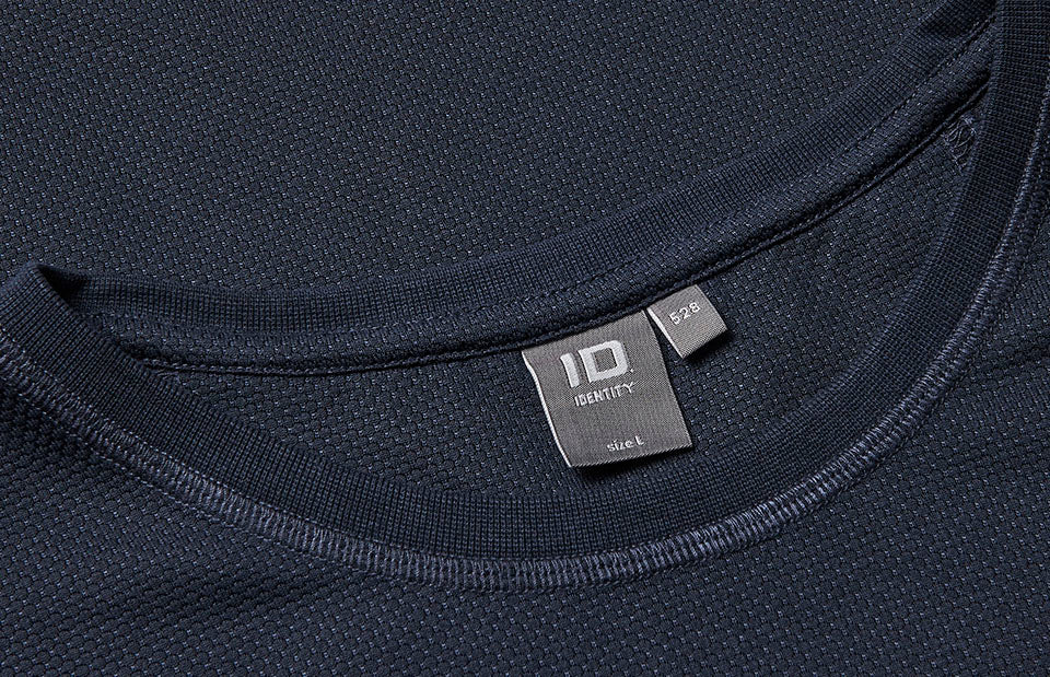 ID 0528 T-shirt Lyocell detalje med logo