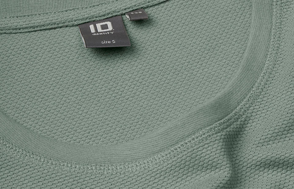 ID 0529 T-shirt Lyocell | dame nærbillede til broderi
