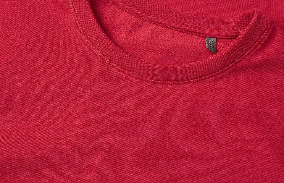 ID 0552 T-shirt | økologisk detalje til broderi
