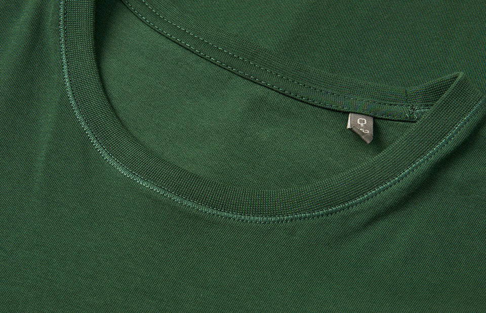 ID 0553 T-shirt | økologisk | dame detalje med tryk