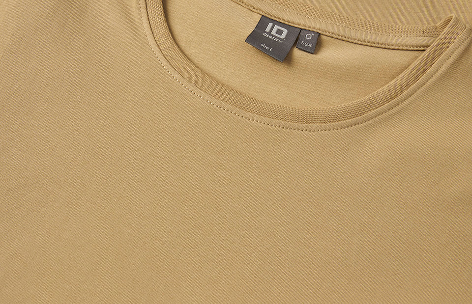 ID 0594 Stretch T-shirt | komfort produktfoto til broderi