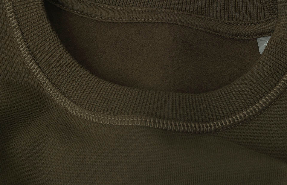 ID 0683 Sweatshirt | økologisk | dame detalje til broderi