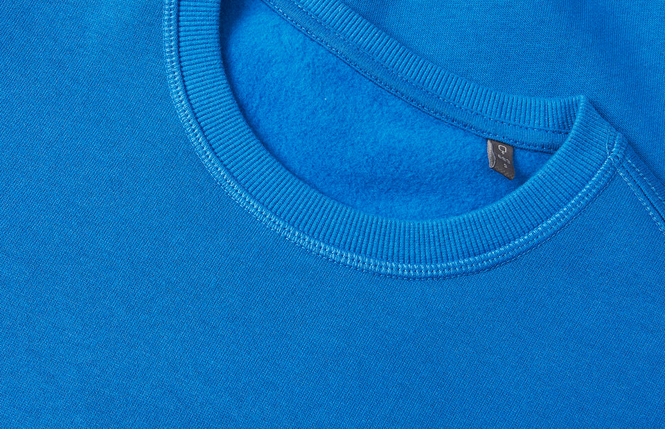 ID 0683 Sweatshirt | økologisk | dame produktfoto med logo