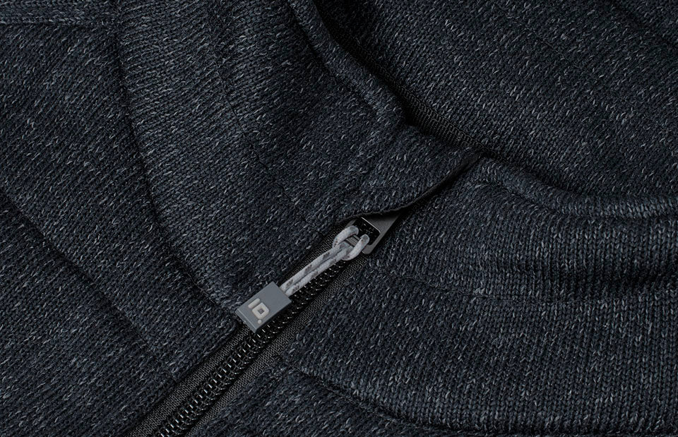 ID 0826 Fleecejakke | quiltet detalje til broderi