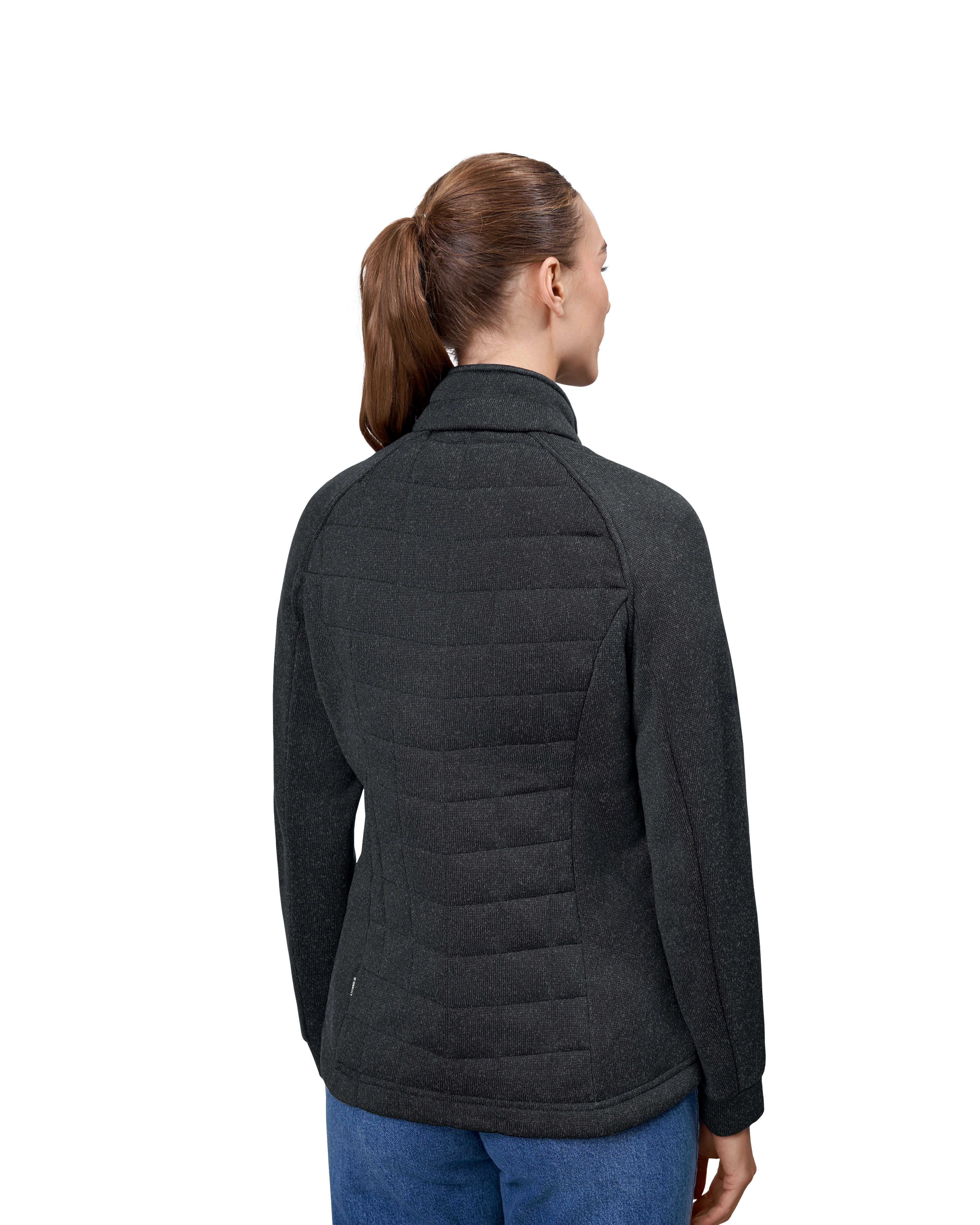 ID 0827 Fleecejakke | quiltet | dame nærbillede med logo