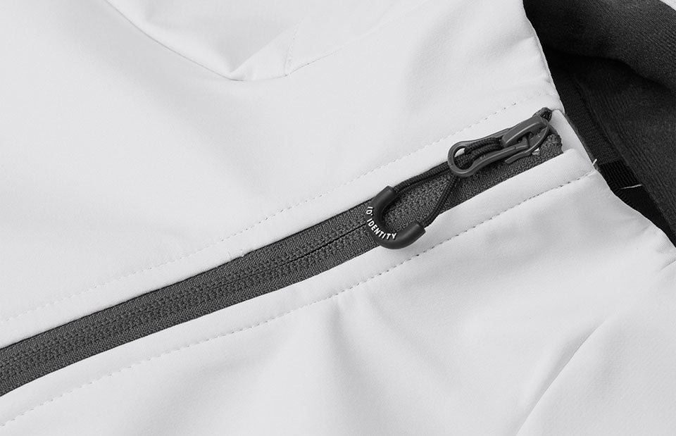 ID 0854 CORE softshell jakke detalje til broderi