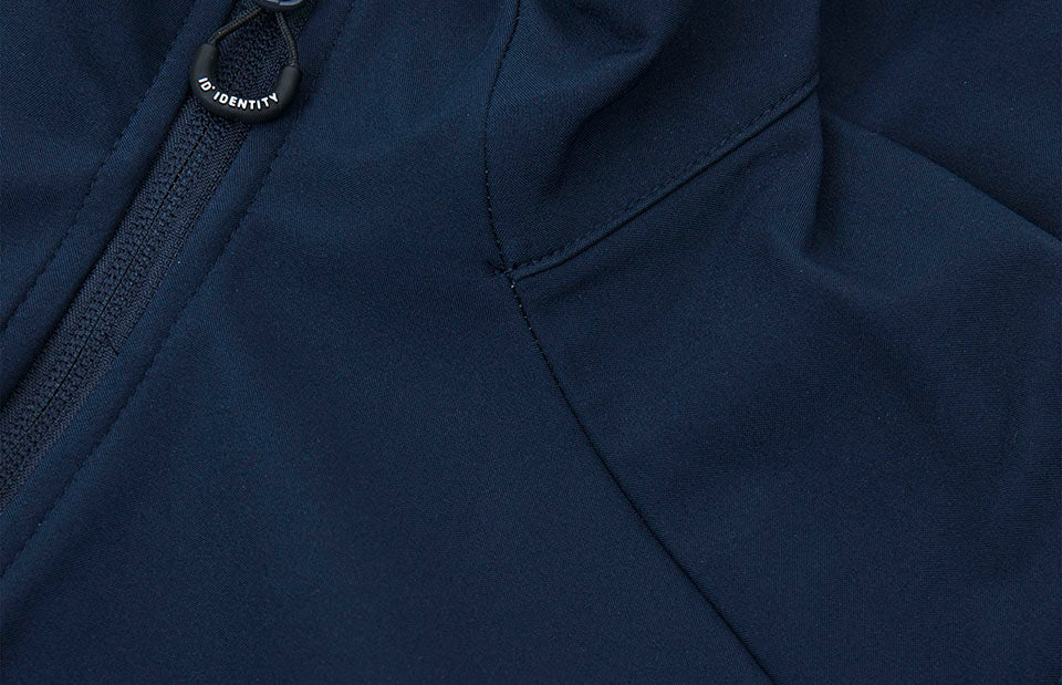 ID 0856 CORE softshell jakke| dame nærbillede med logo