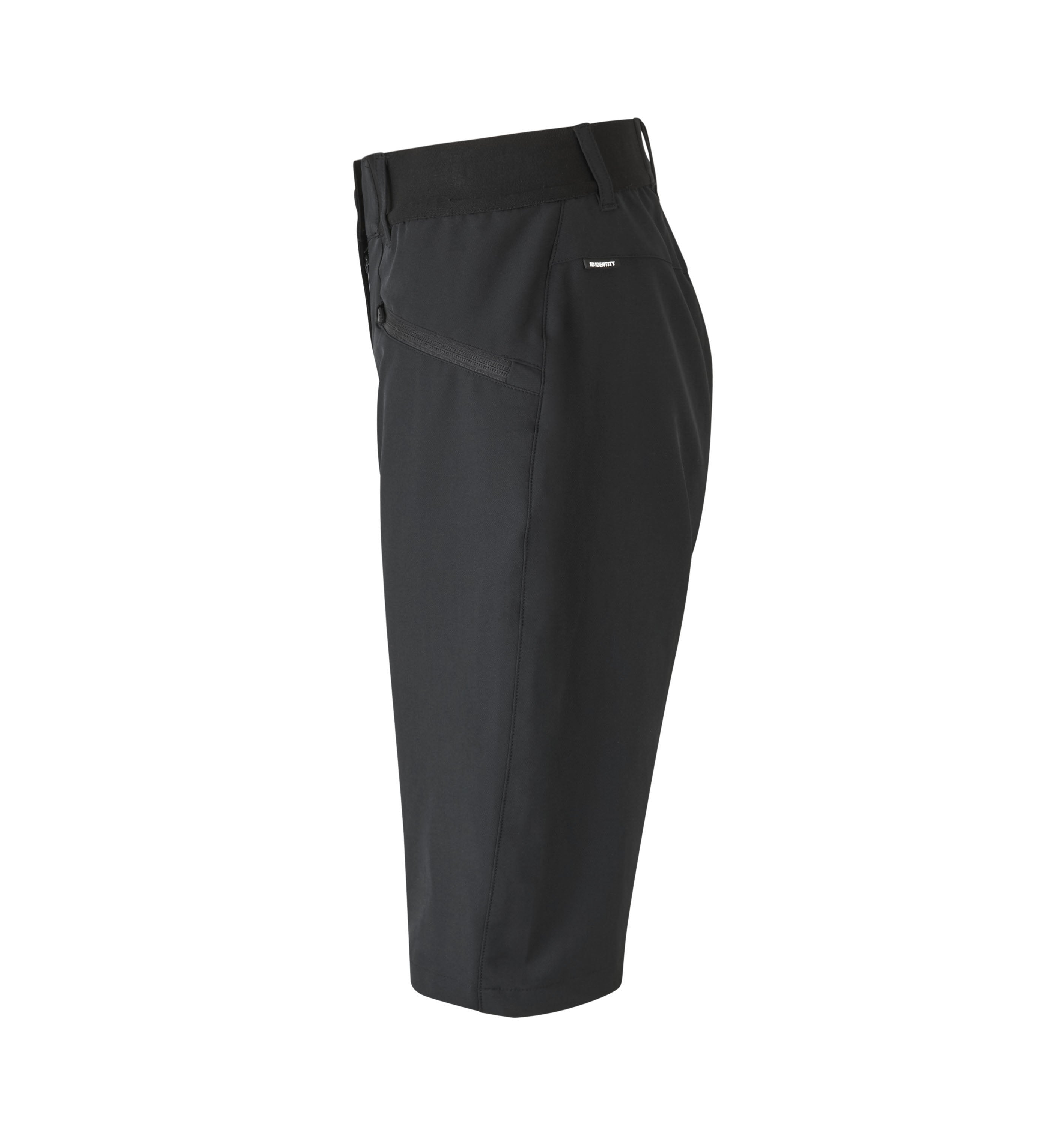 ID 0913 CORE stretch shorts | dame produktbillede med firmalogo