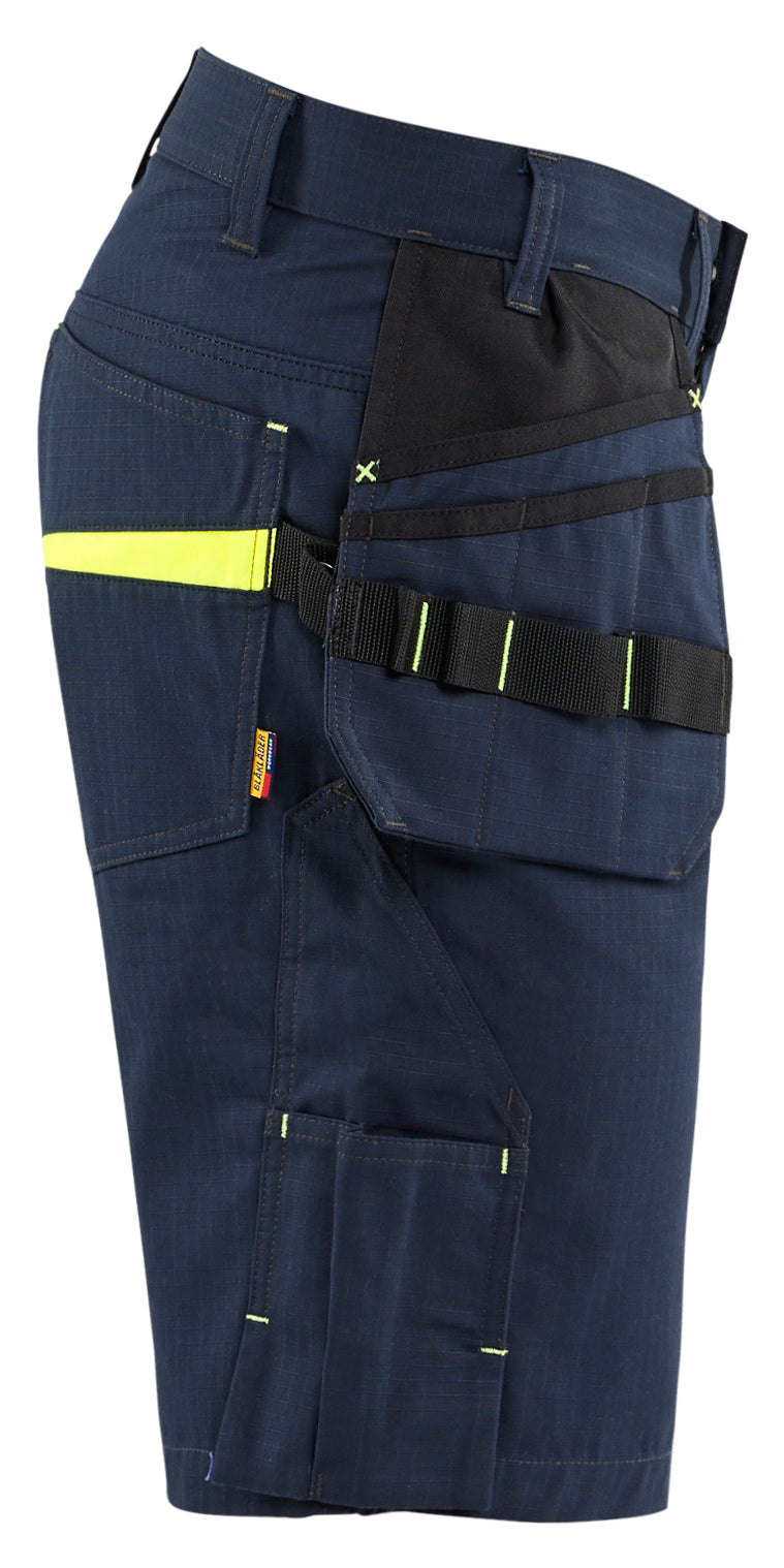 Blåkläder 1494 Serviceshorts med Værktøjslommer detalje til broderi