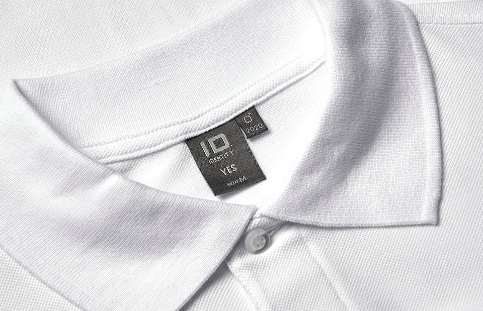 ID 2020 YES poloshirt detalje til broderi