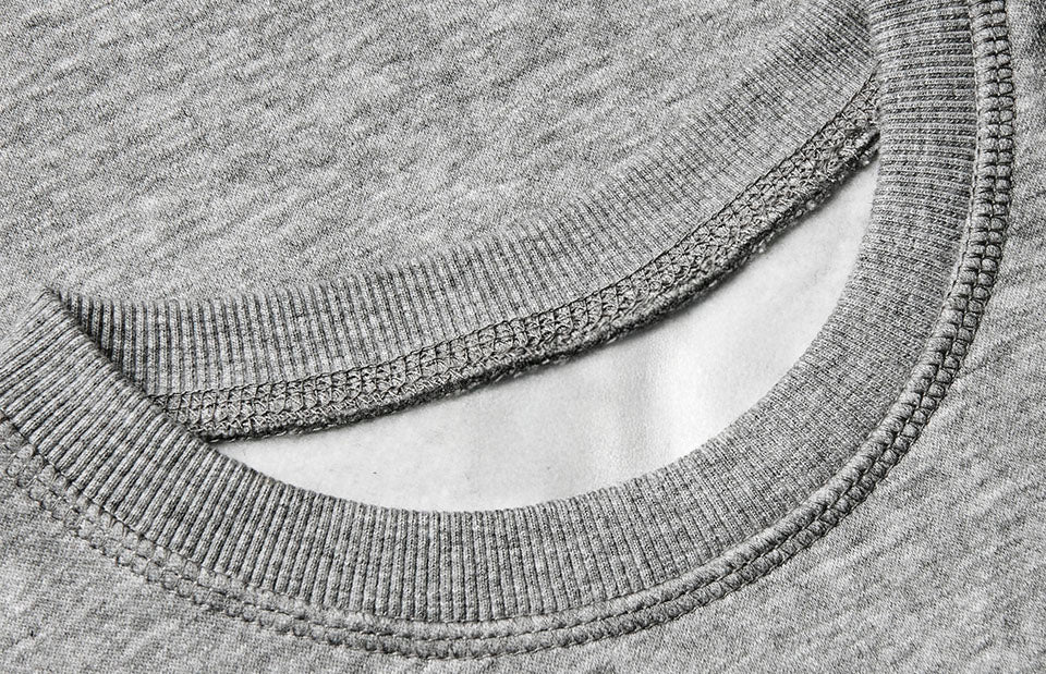 ID 40634 CORE sweatshirt | børn detalje til broderi