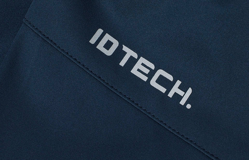 ID 40836 Softshell jakke | letvægt | børn detalje til broderi