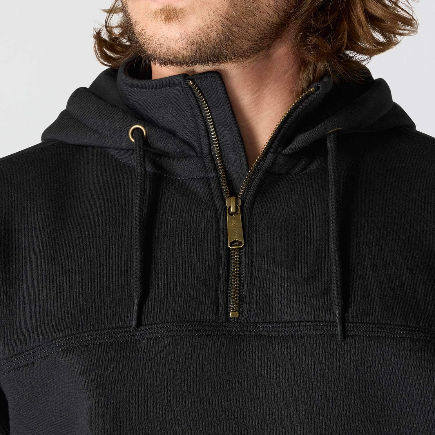 Carhartt 100617 Heavyweight Quarter-Zip Sweatshirt Sweatshirt nærbillede med logo