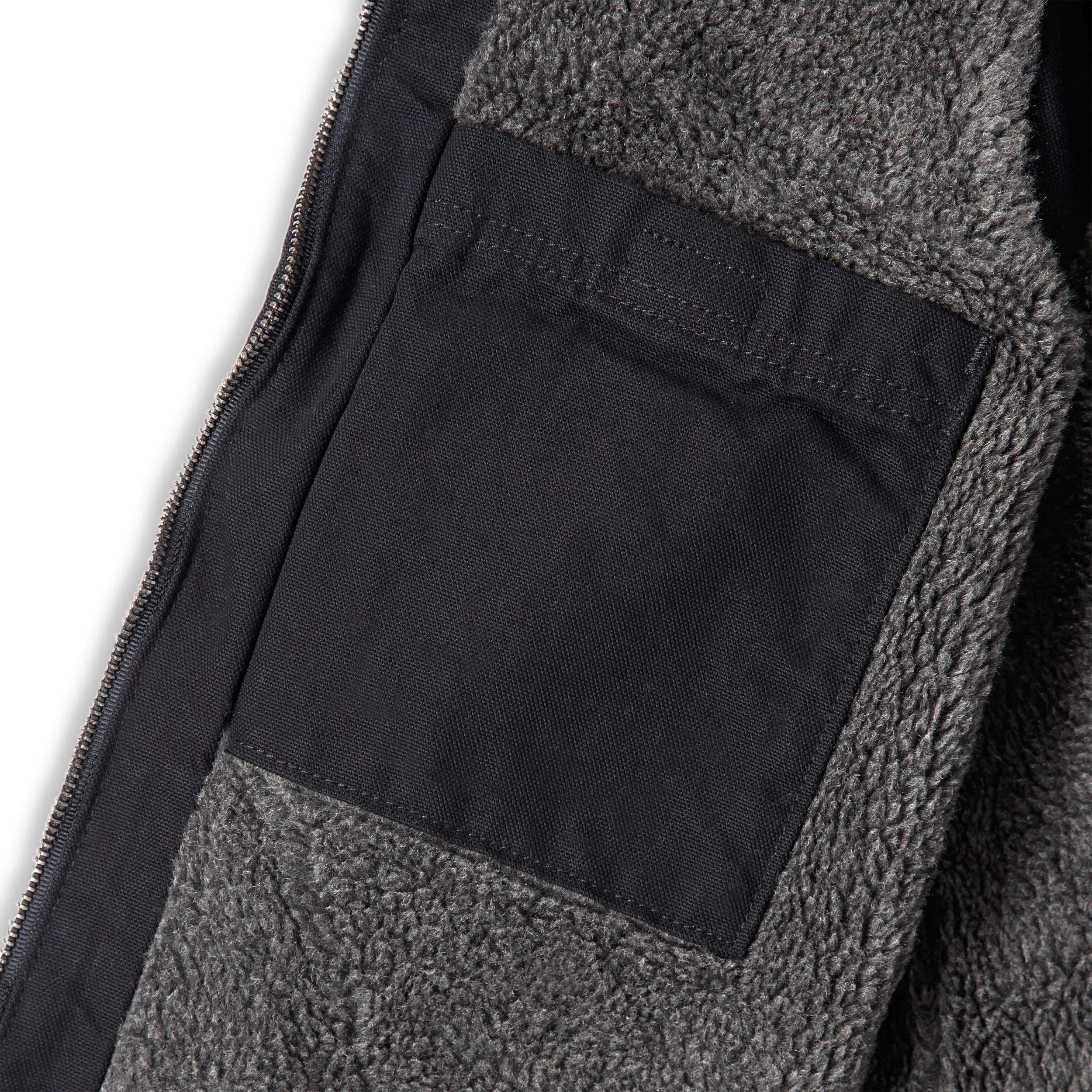 Carhartt 104224 (Women) Sherpa Lined Mock Neck Vest Dame detalje til broderi