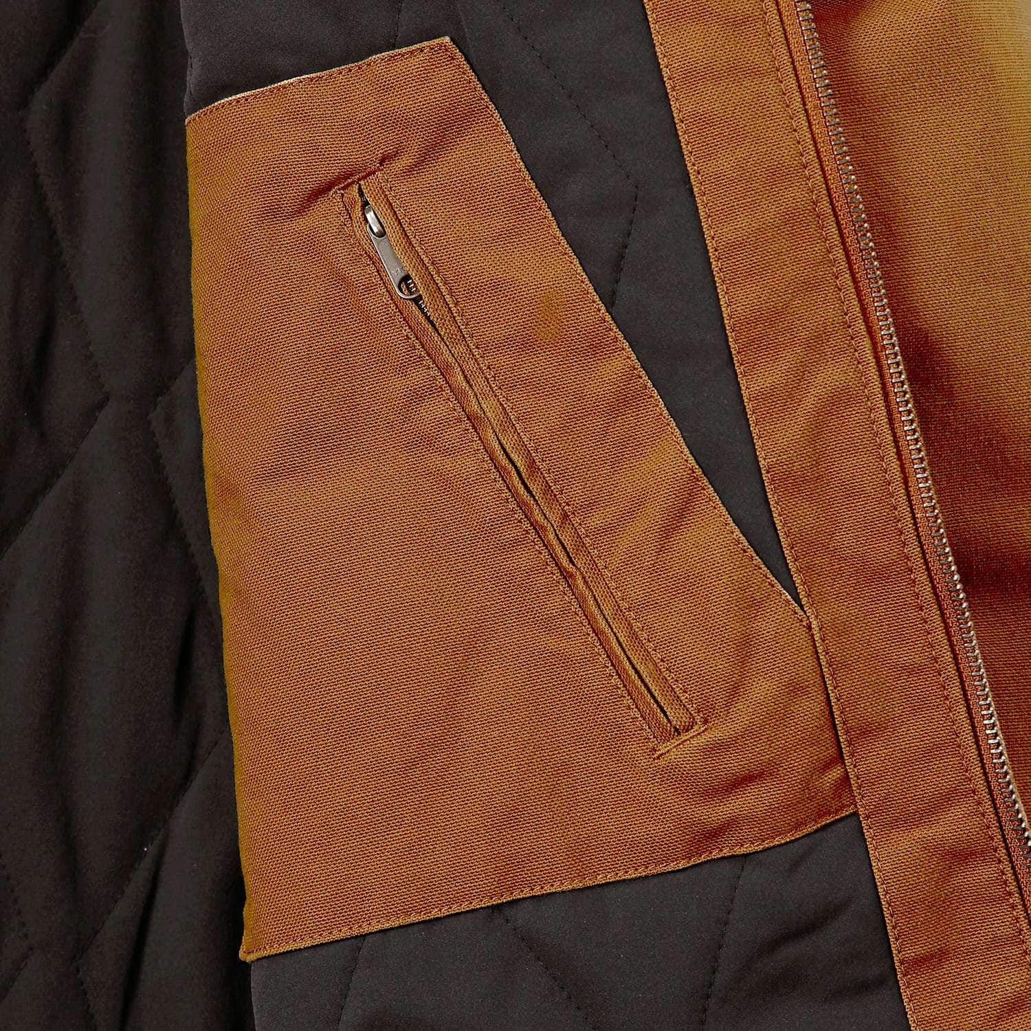 Carhartt 106432 Montana Duck Insulated Jakke produktbillede med tryk