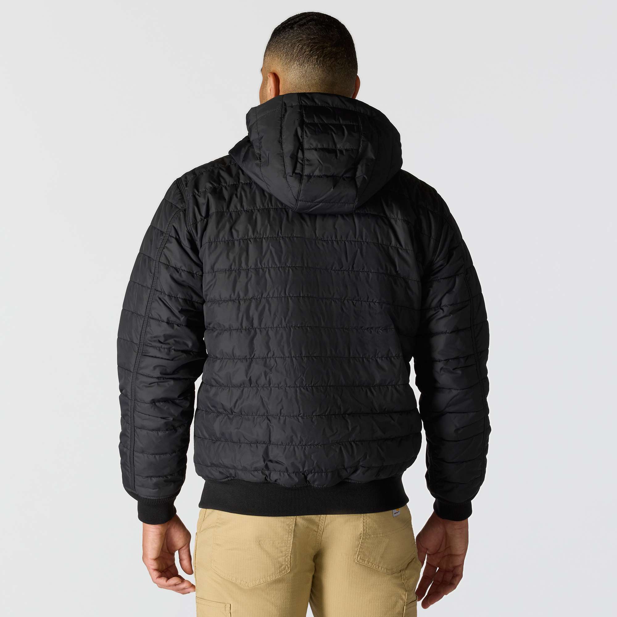 Carhartt 106543 Lightweight Insulated Hooded Jakke produktbillede med logo