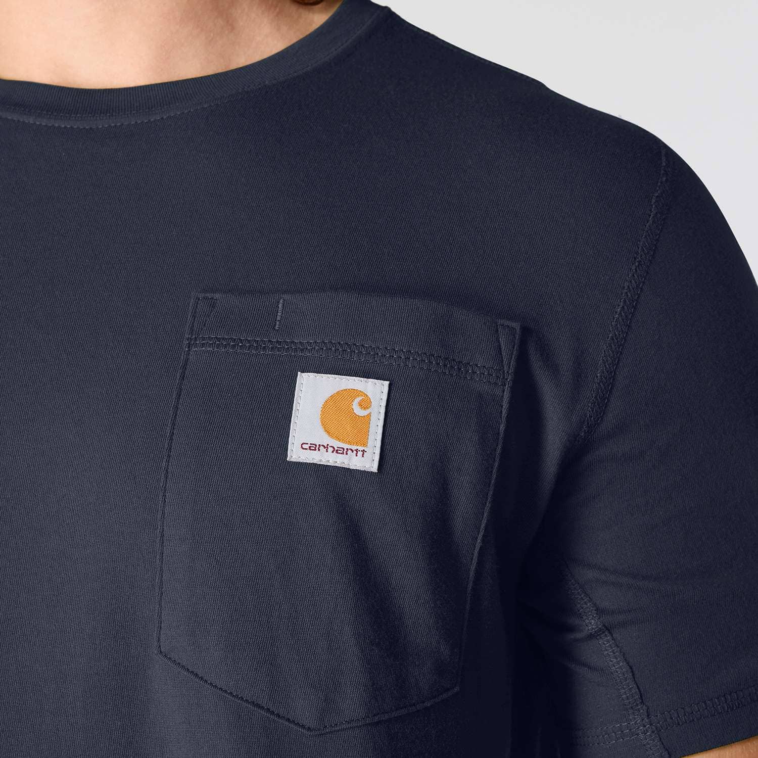 Carhartt 106652 Force™ Relaxed T-Shirt nærbillede med tryk