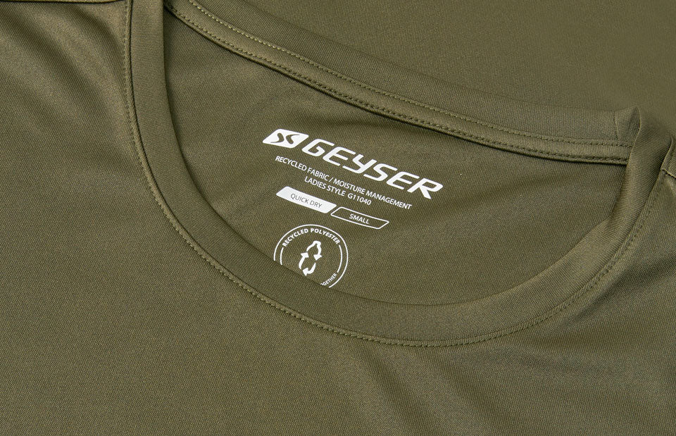 ID G11040 GEYSER T-shirt | essential | dame detalje til broderi