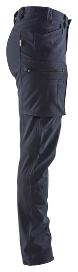 Blåkläder 7177 Dame Service Softshell Buks vinter detalje til broderi