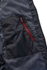 Carhartt 102208 Gilliam Jakke materiale med firmalogo