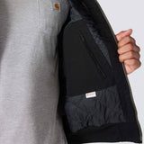 Carhartt 104050 Duck Active Jakke detalje til broderi