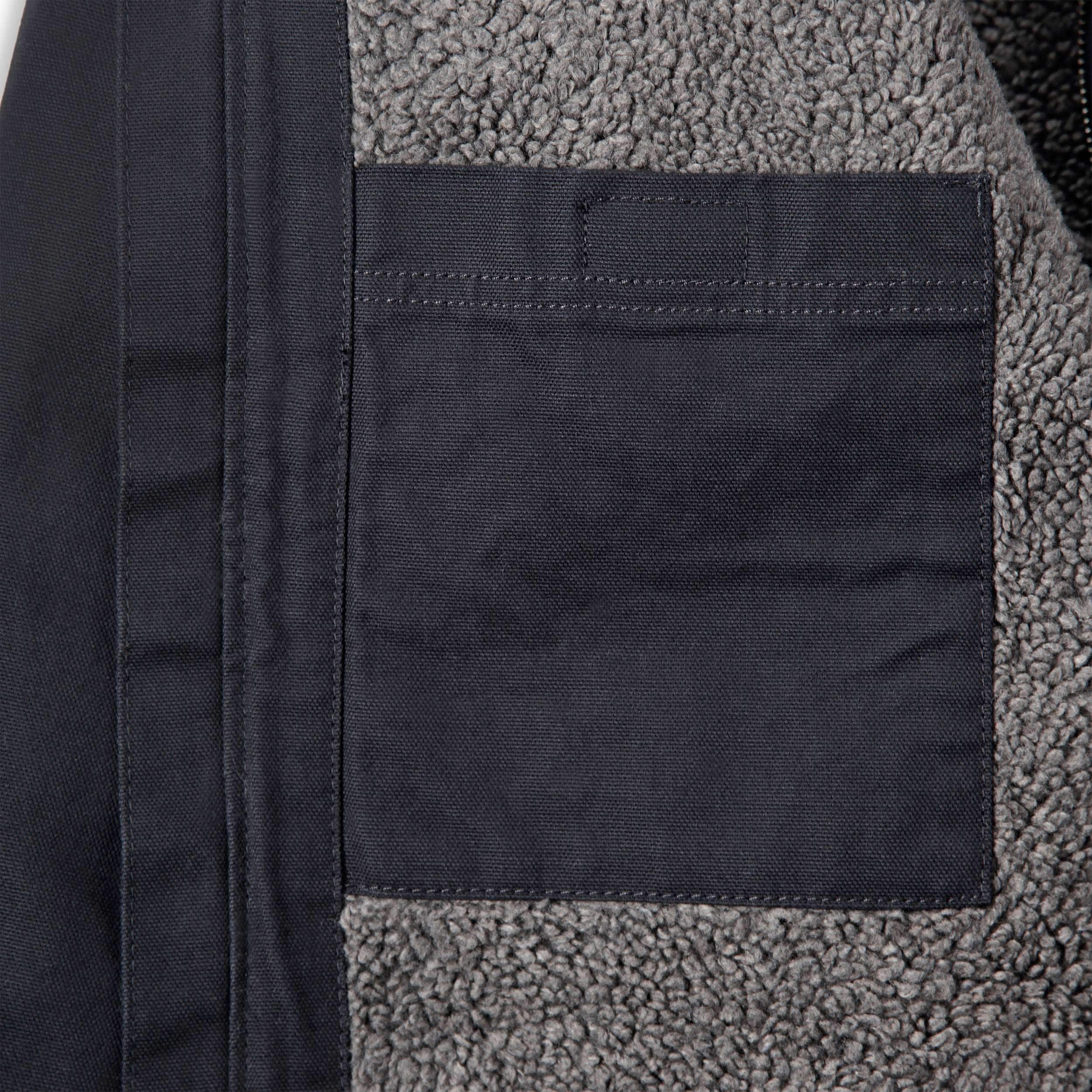 Carhartt 104392 Washed Duck Sherpa Lined Jakke materiale med firmalogo