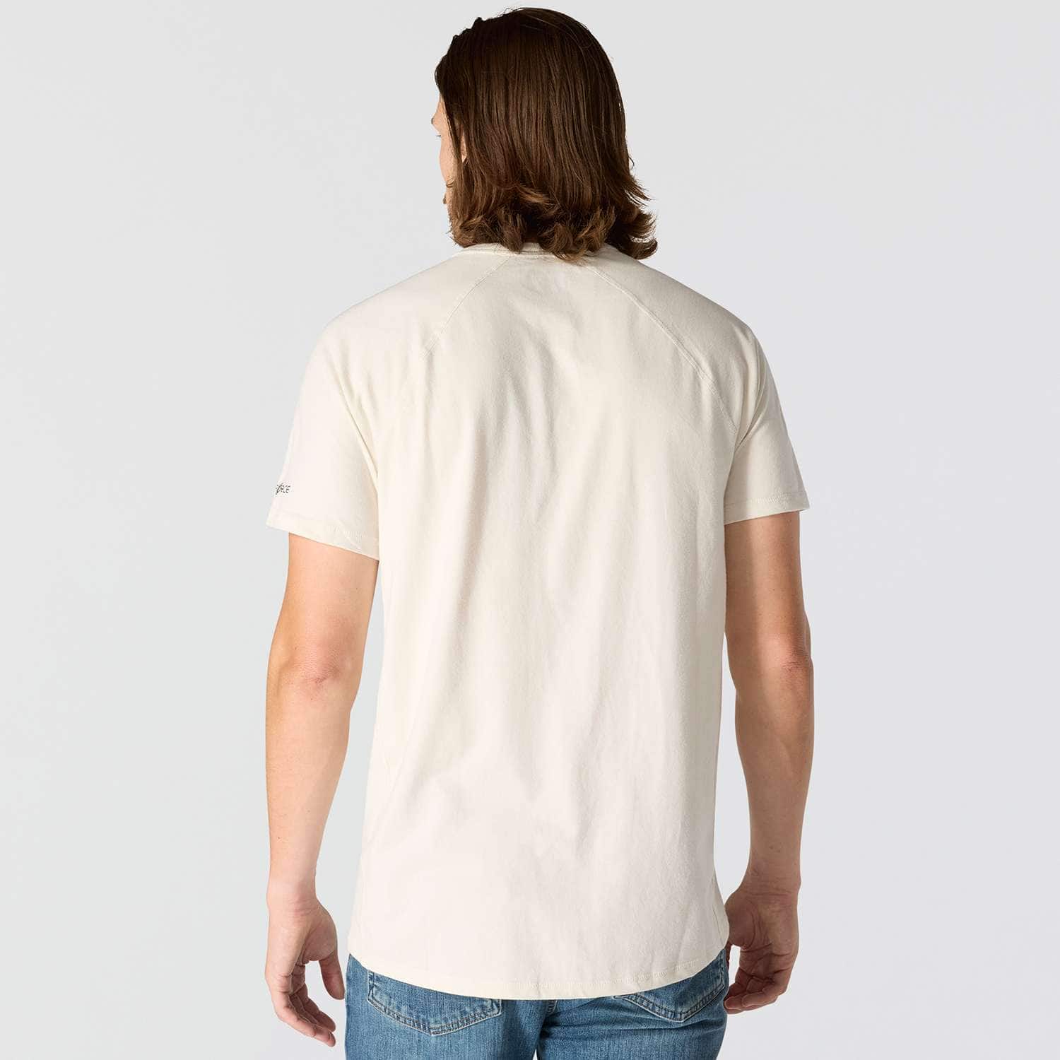 Carhartt 106652 Force™ Relaxed T-Shirt nærbillede med firmalogo