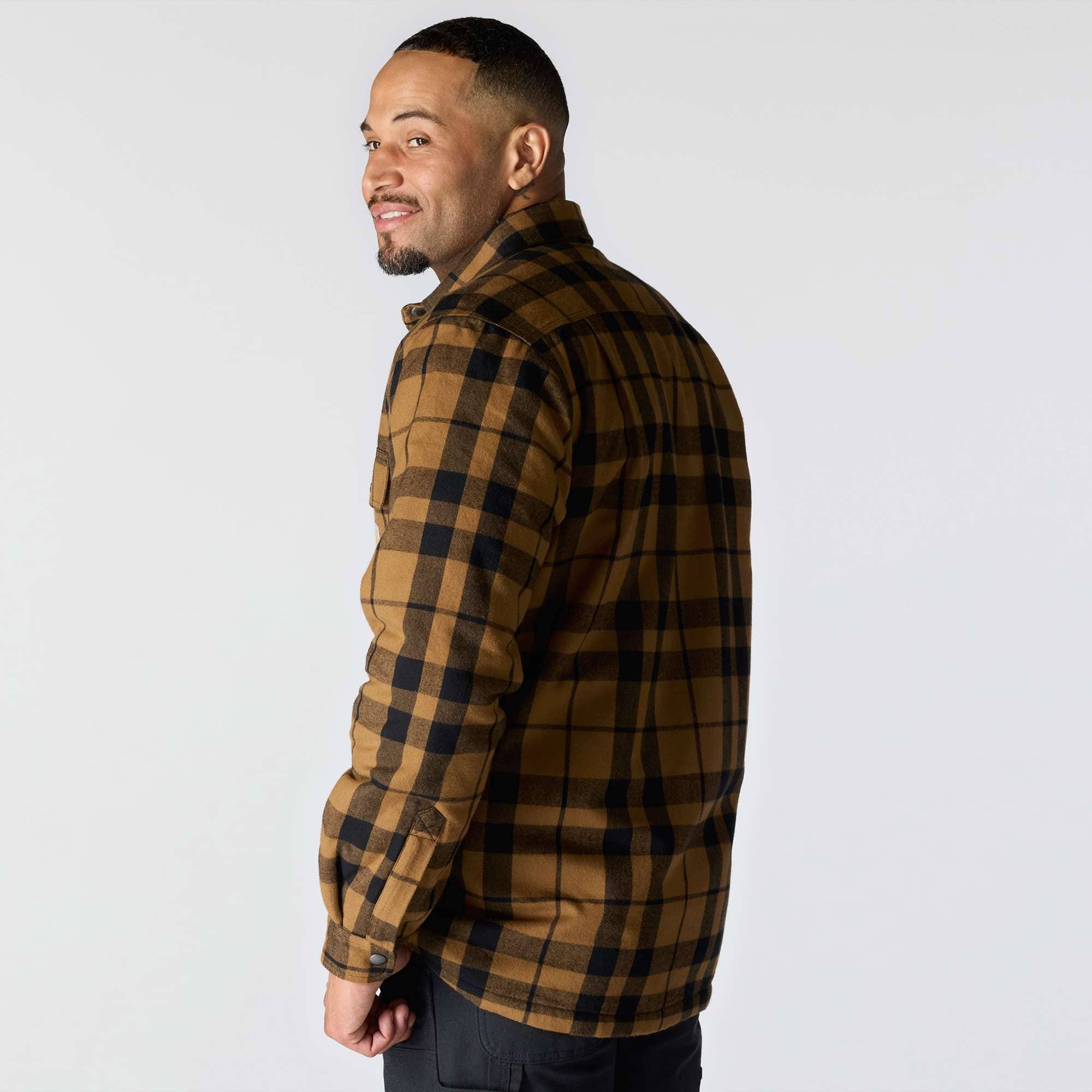 Carhartt 107017 Flannel Sherpa-Lined Skjorte Jakke materiale med firmalogo
