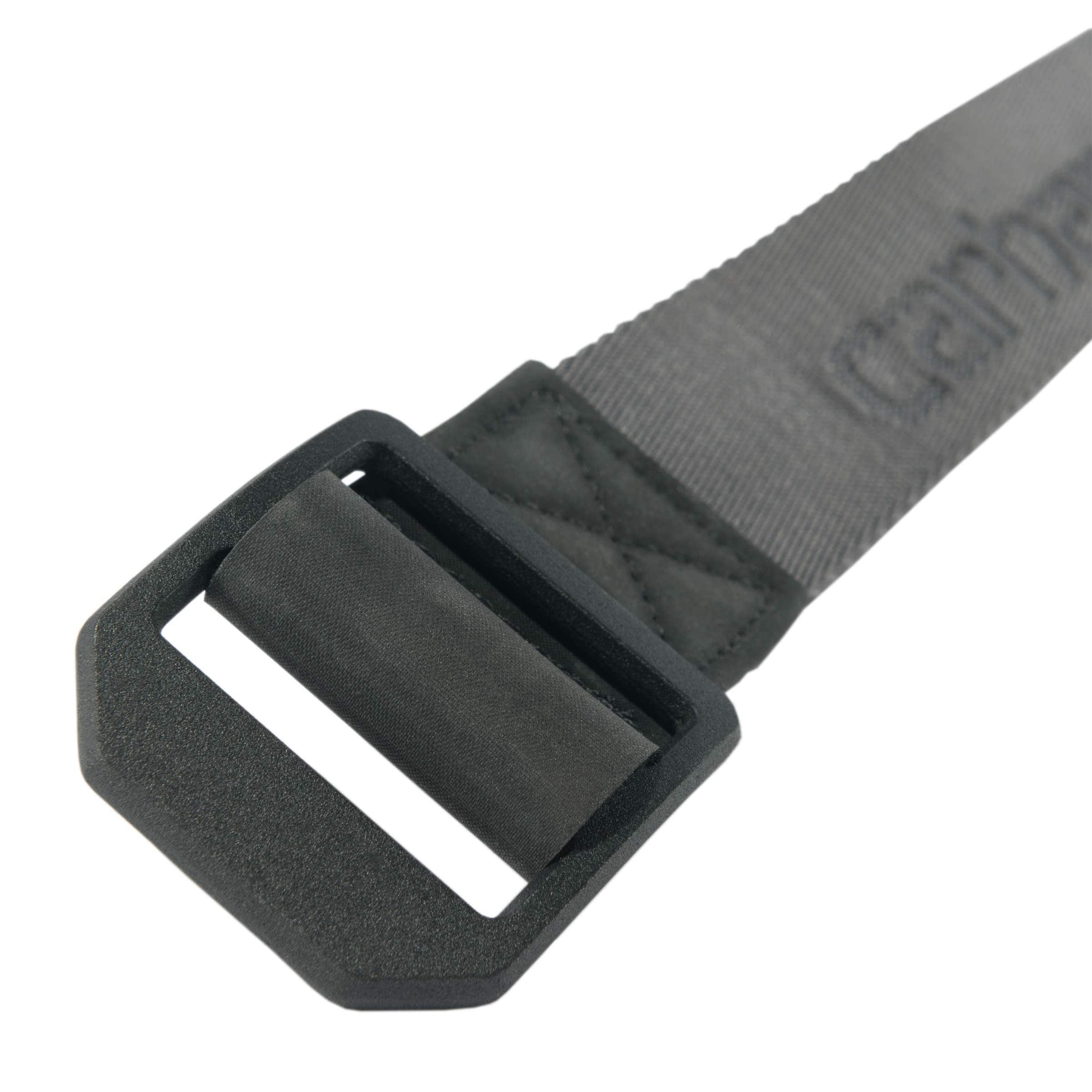 Carhartt A0005768 Nylon Webbing Ladder Lock Bælte nærbillede med logo