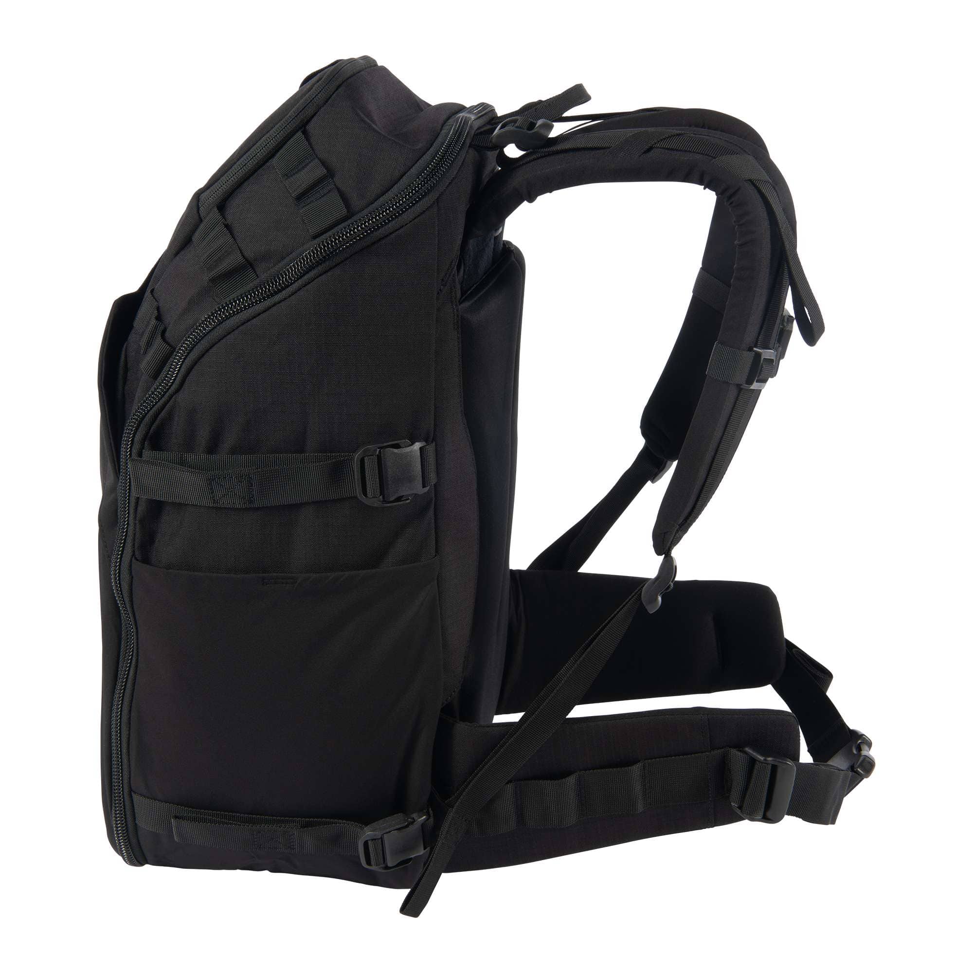 Carhartt B0000440 45L Nylon Hiking Rygsæk detalje til broderi