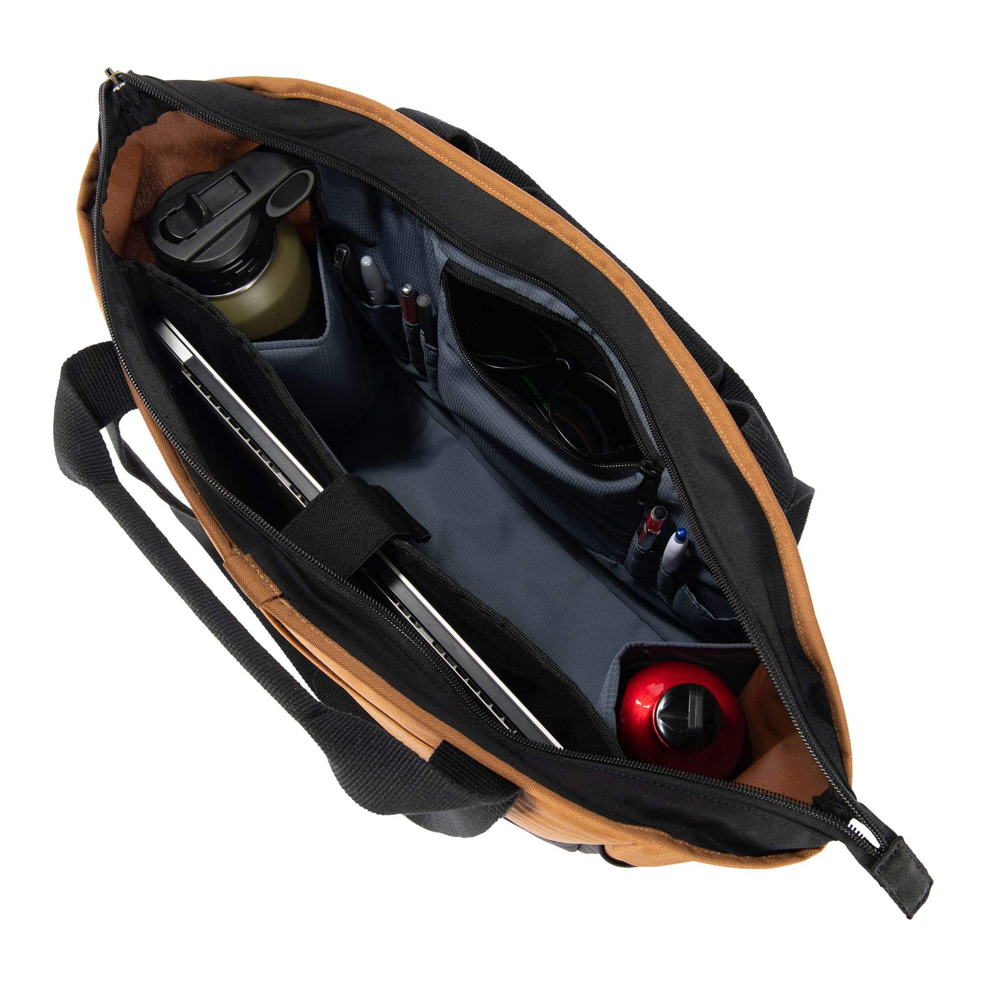 Carhartt B0000577 Classic Laptop Tote detalje med logo